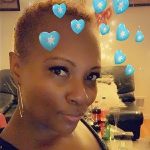 Meet your Posher, Simone